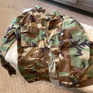 OVERSIZED CAMO JACKET